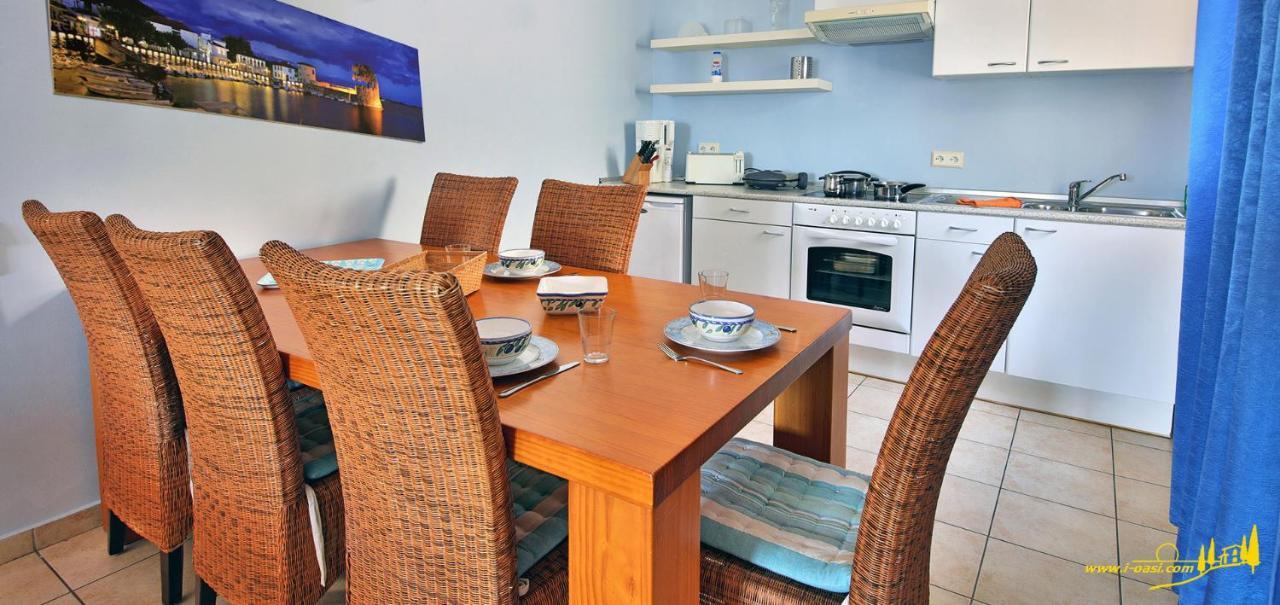 Oasis By The Sea Aparthotel Chiliadou  Bagian luar foto